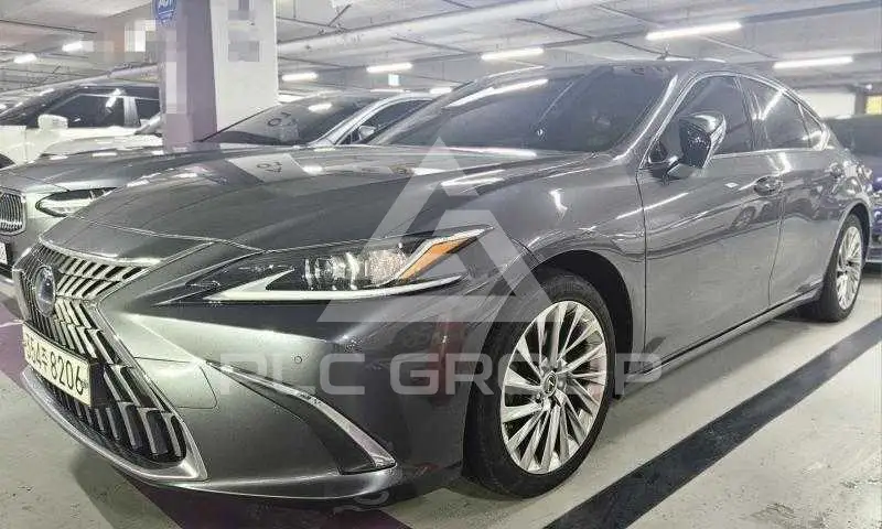 2021 Lexus ES