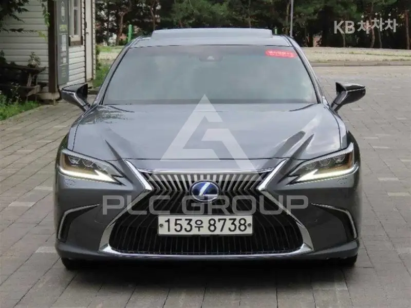 2021 Lexus ES