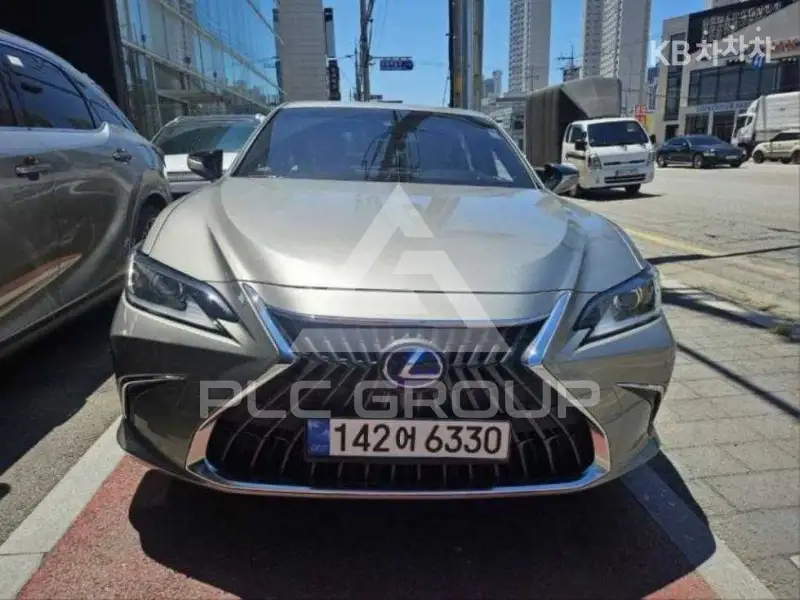 2021 Lexus ES