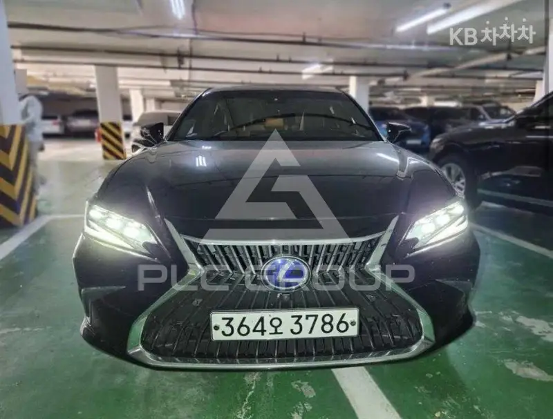 2021 Lexus ES