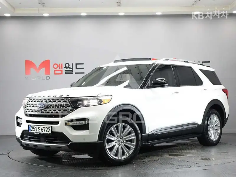 2021 Ford Explorer