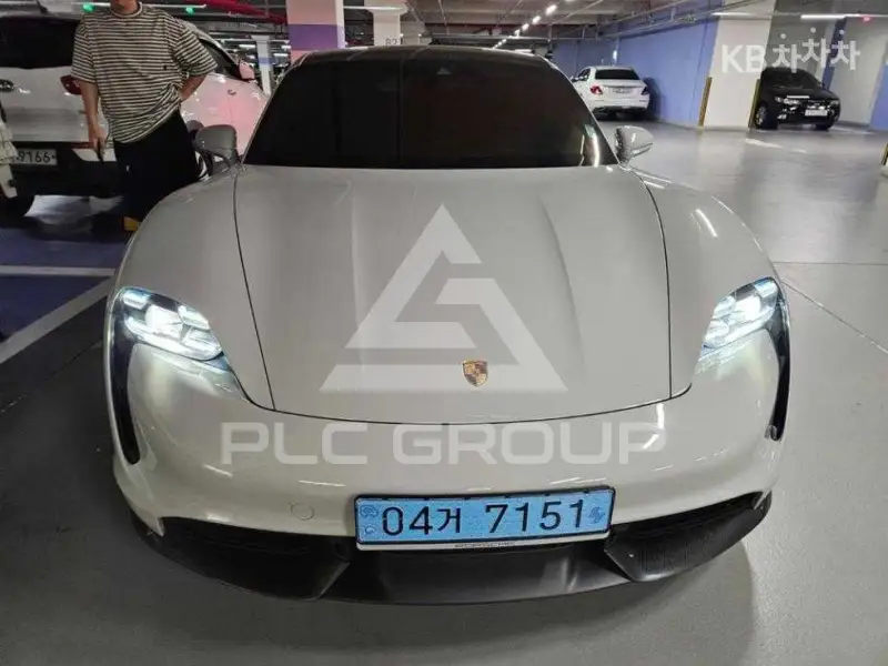 2021 Porsche Taycan