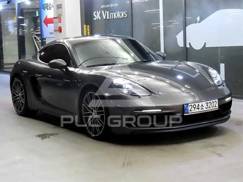 2021 Porsche Cayman