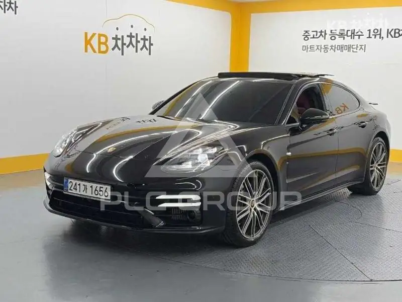 2021 Porsche Panamera