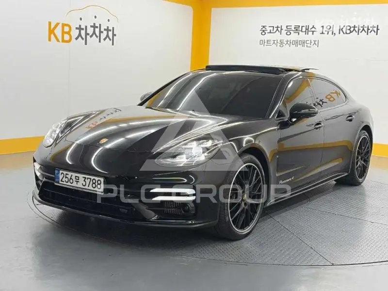 2021 Porsche Panamera