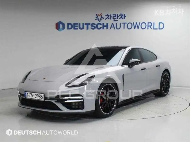 2021 Porsche Panamera