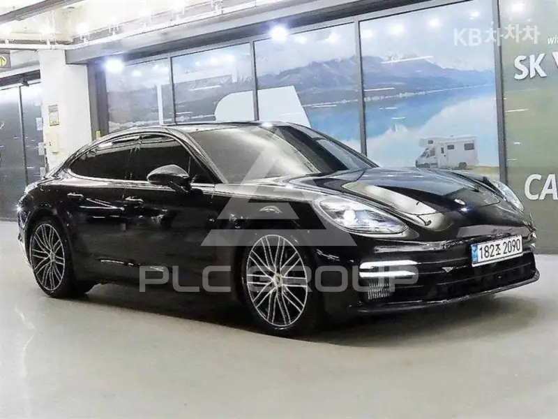 2021 Porsche Panamera