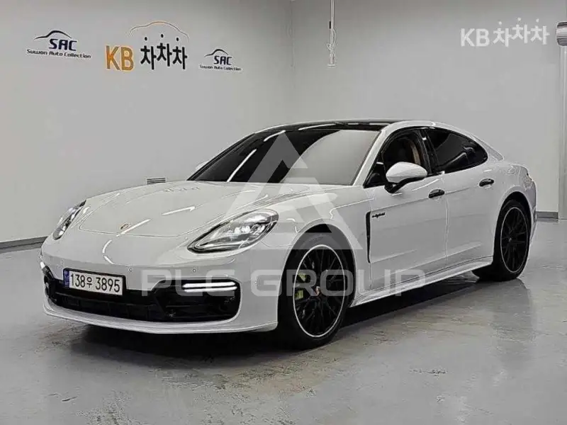 2021 Porsche Panamera