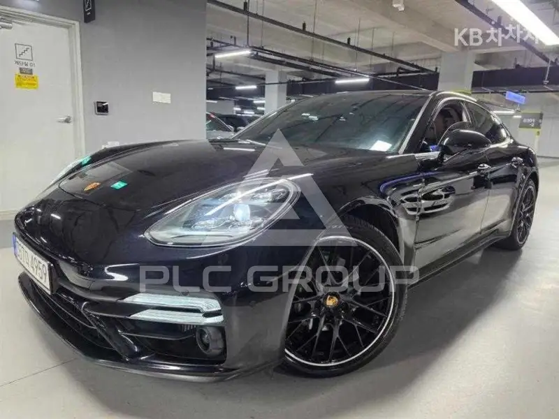 2021 Porsche Panamera