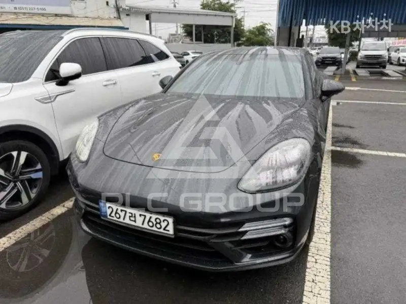 2021 Porsche Panamera
