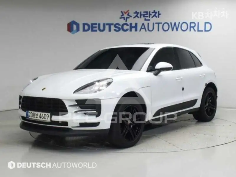 2021 Porsche Macan