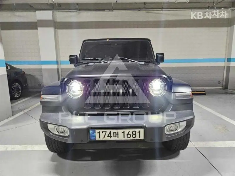 2021 Jeep WRANGLER