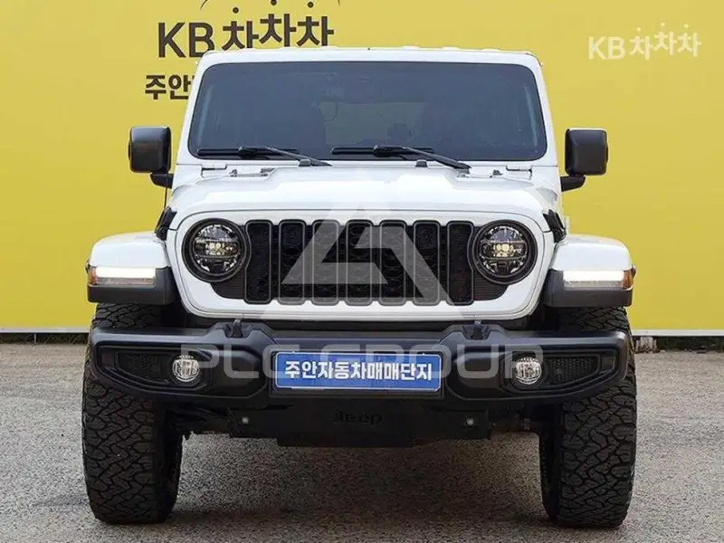 2021 Jeep WRANGLER