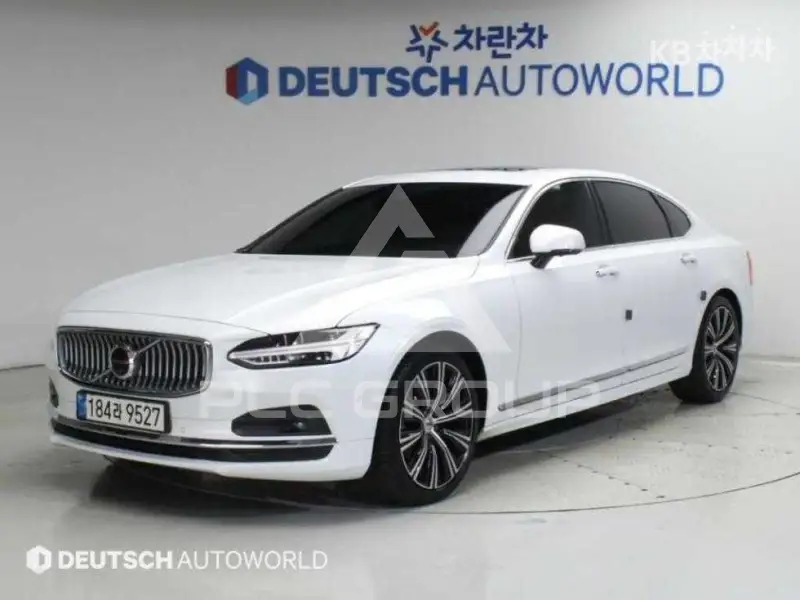 2021 Volvo S90