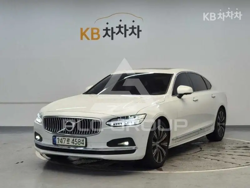 2021 Volvo S90