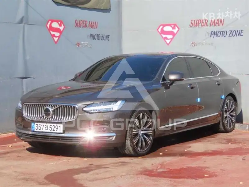 2021 Volvo S90