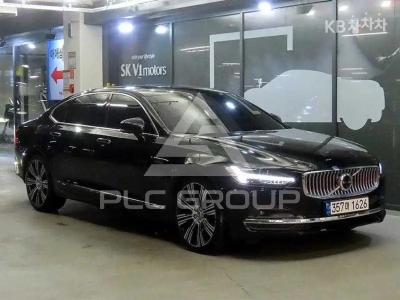 2021 Volvo S90