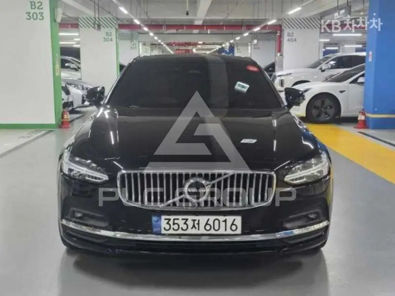 2021 Volvo S90