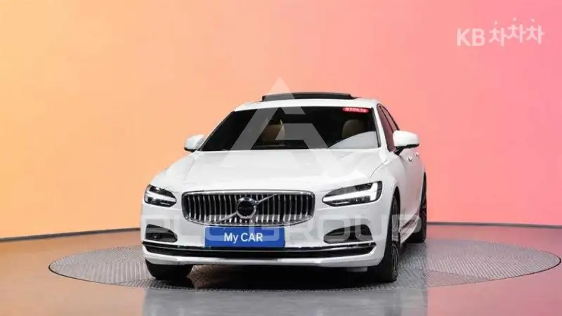 2021 Volvo S90