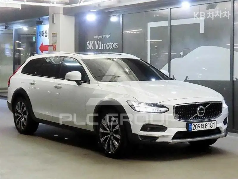 2021 Volvo V90