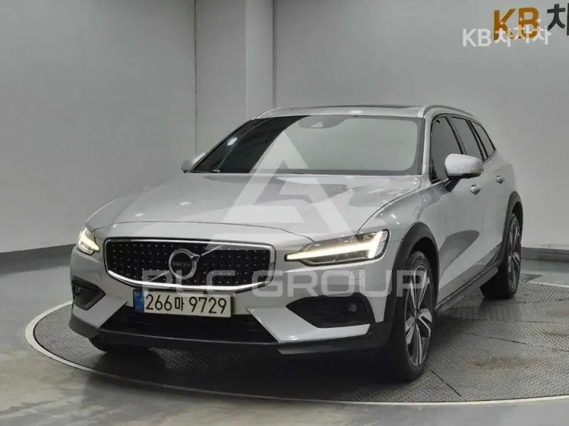 2021 Volvo V60