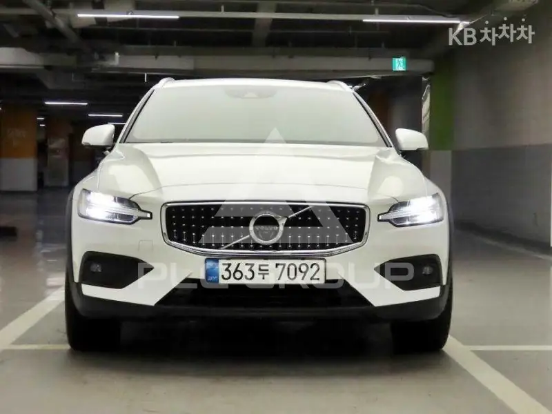 2021 Volvo V60