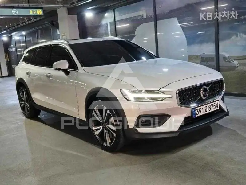 2021 Volvo V60