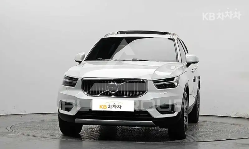 2021 Volvo XC40