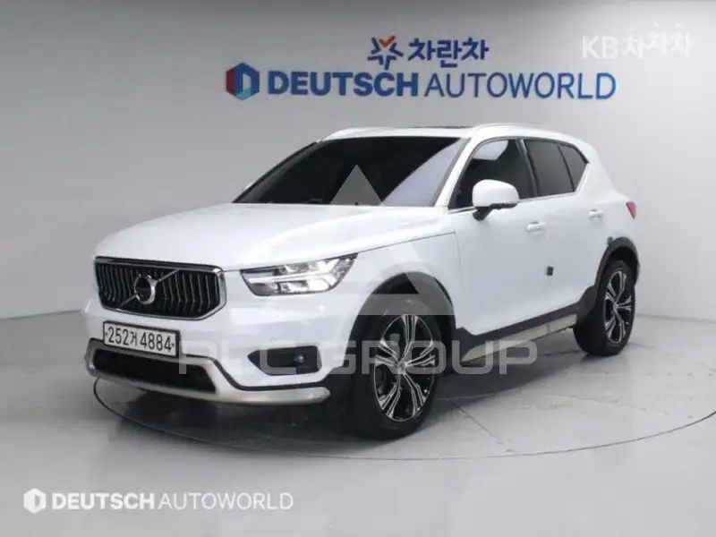 2021 Volvo XC40