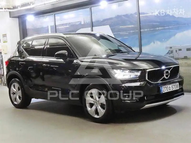 2021 Volvo XC40