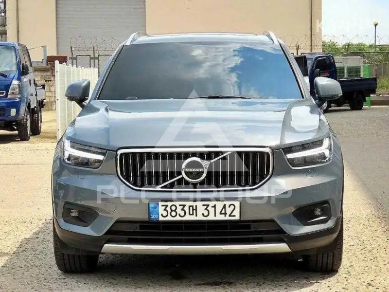 2021 Volvo XC40