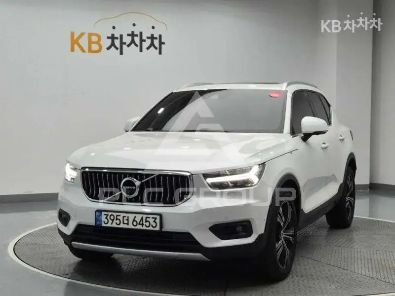 2021 Volvo XC40