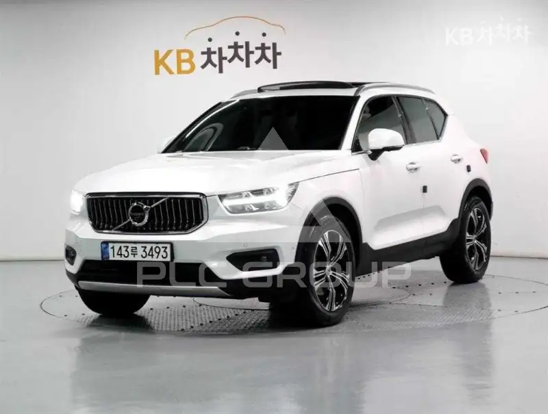 2021 Volvo XC40
