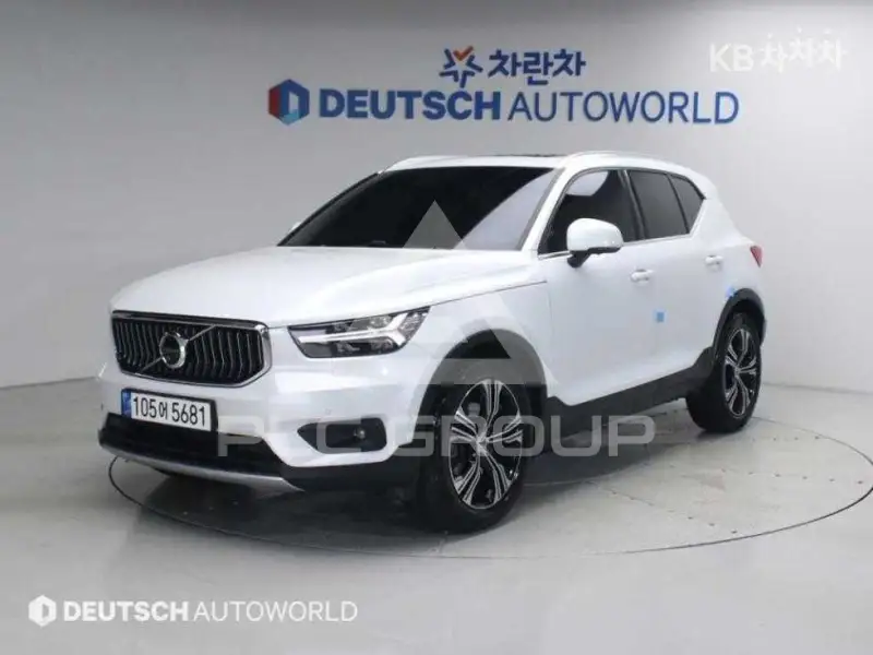 2021 Volvo XC40