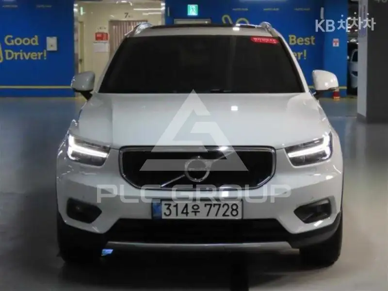 2021 Volvo XC40