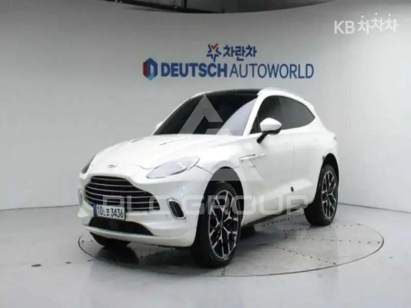 2021 Aston Martin DBX