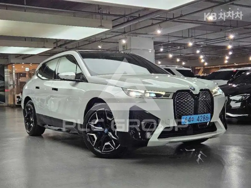 2022 BMW iX