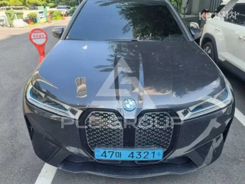 2022 BMW iX