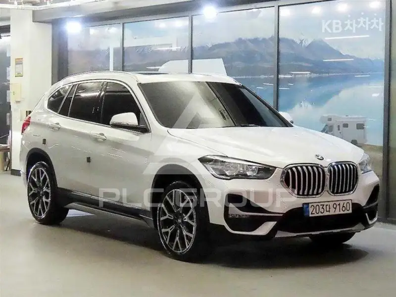 2022 BMW X1