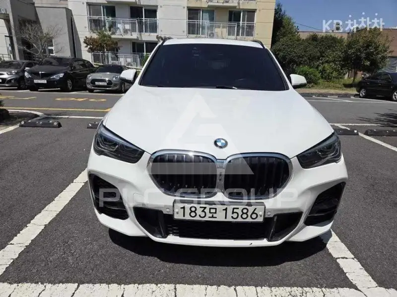 2022 BMW X1