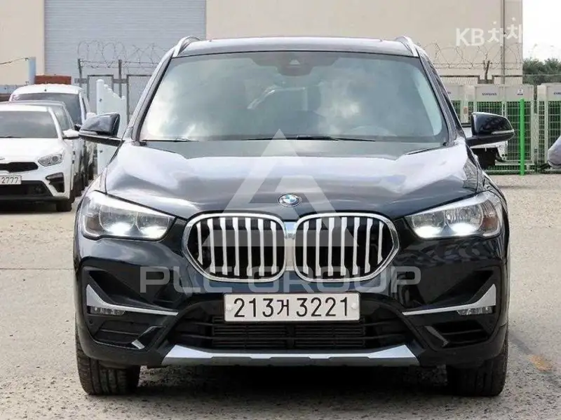 2022 BMW X1