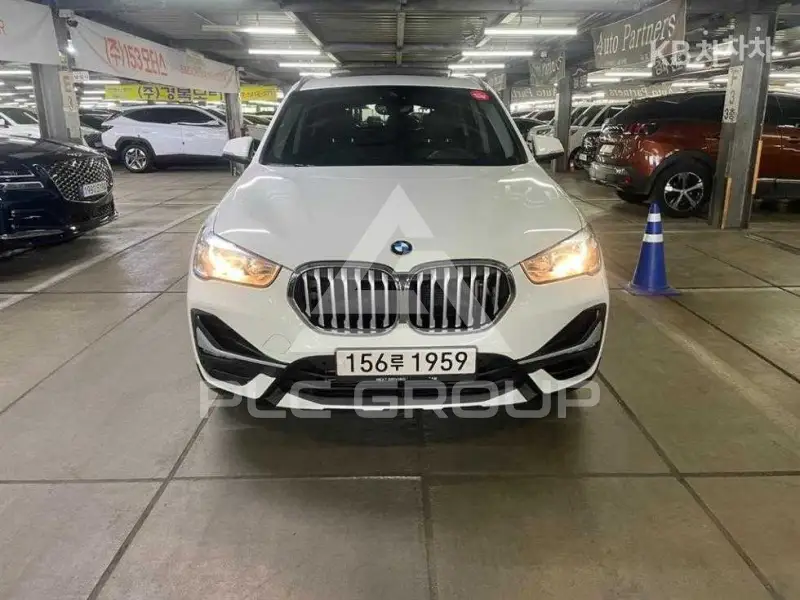 2022 BMW X1