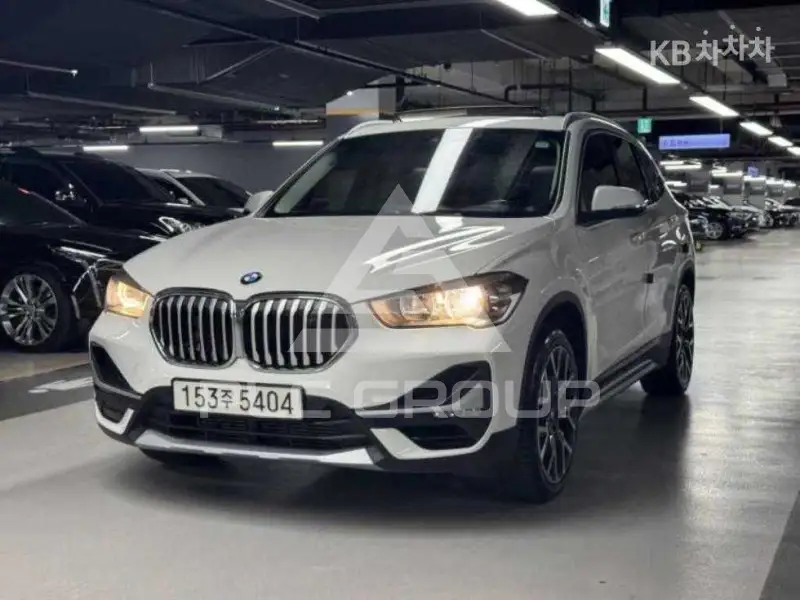 2022 BMW X1
