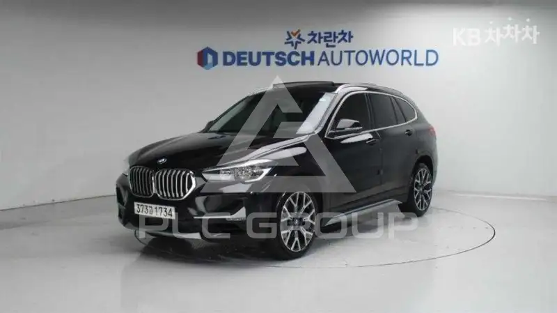 2022 BMW X1