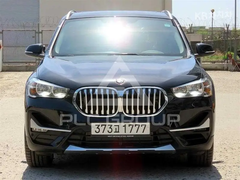 2022 BMW X1