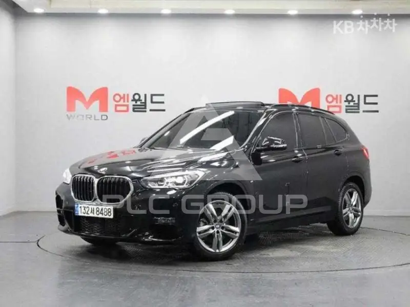 2022 BMW X1