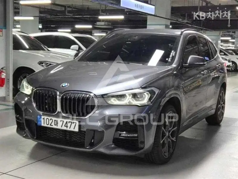 2022 BMW X1