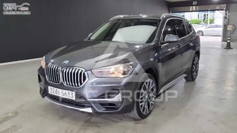 2022 BMW X1