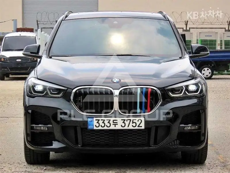 2022 BMW X1