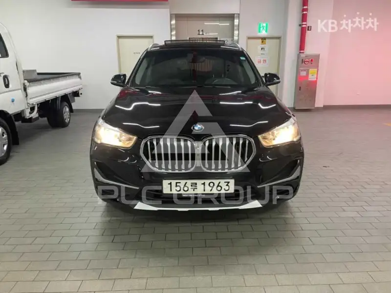 2022 BMW X1